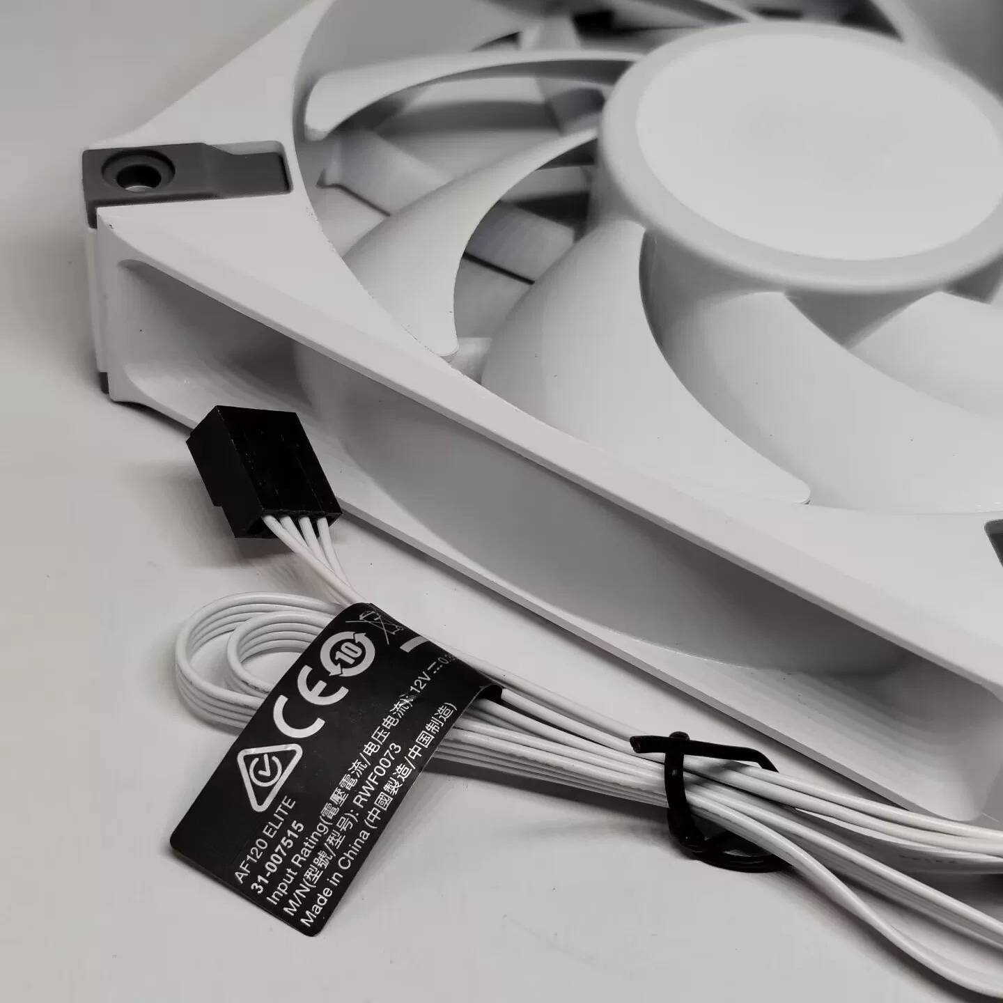 for Corsair AF120 ELITE Silent - Case Fan Controller ulasan dan harga